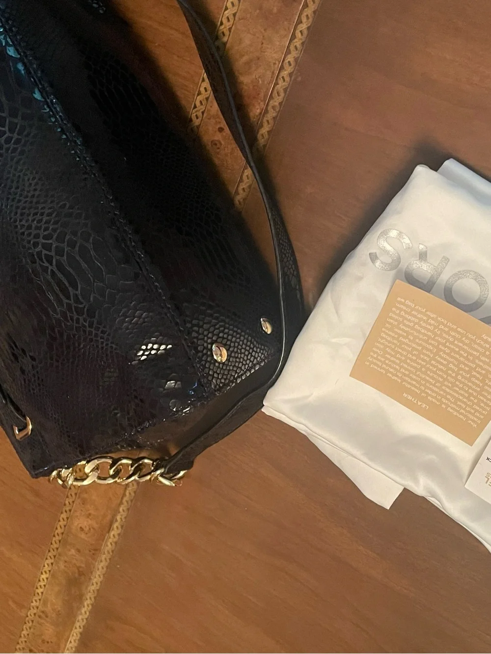 Michael Kors Genuine leather large Tote Handbag in Black